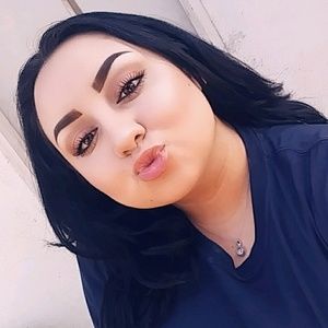 Meet your Posher, Lysette